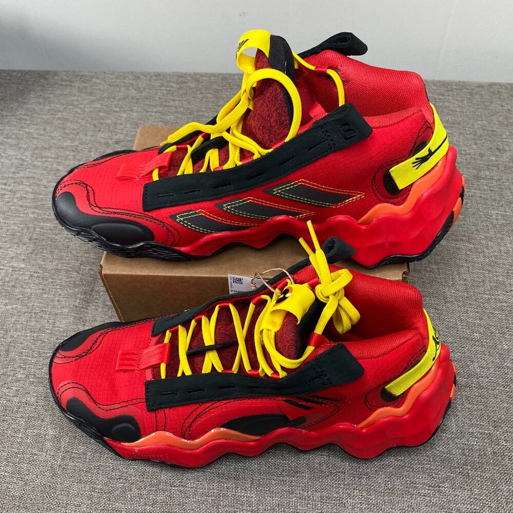 Adidas x Pixar Collab Incredibles Women's 9 Elastigirl GZ2379 Vivid Red NWT - Picture 2 of 14